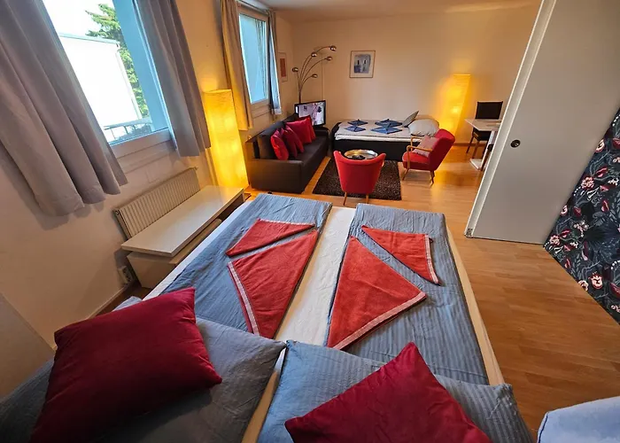 Yuki's Place - Un-vic, Danube And Subway Near To Downtown Apartmán