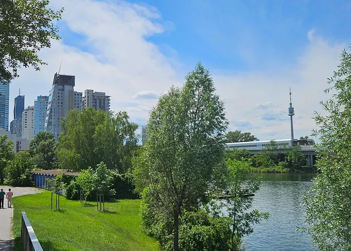 Apartmán Yuki's Place - Un-vic, Danube And Subway Near To Downtown